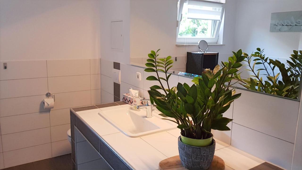 Andres Ferienwohnung Cottbus Bagian luar foto