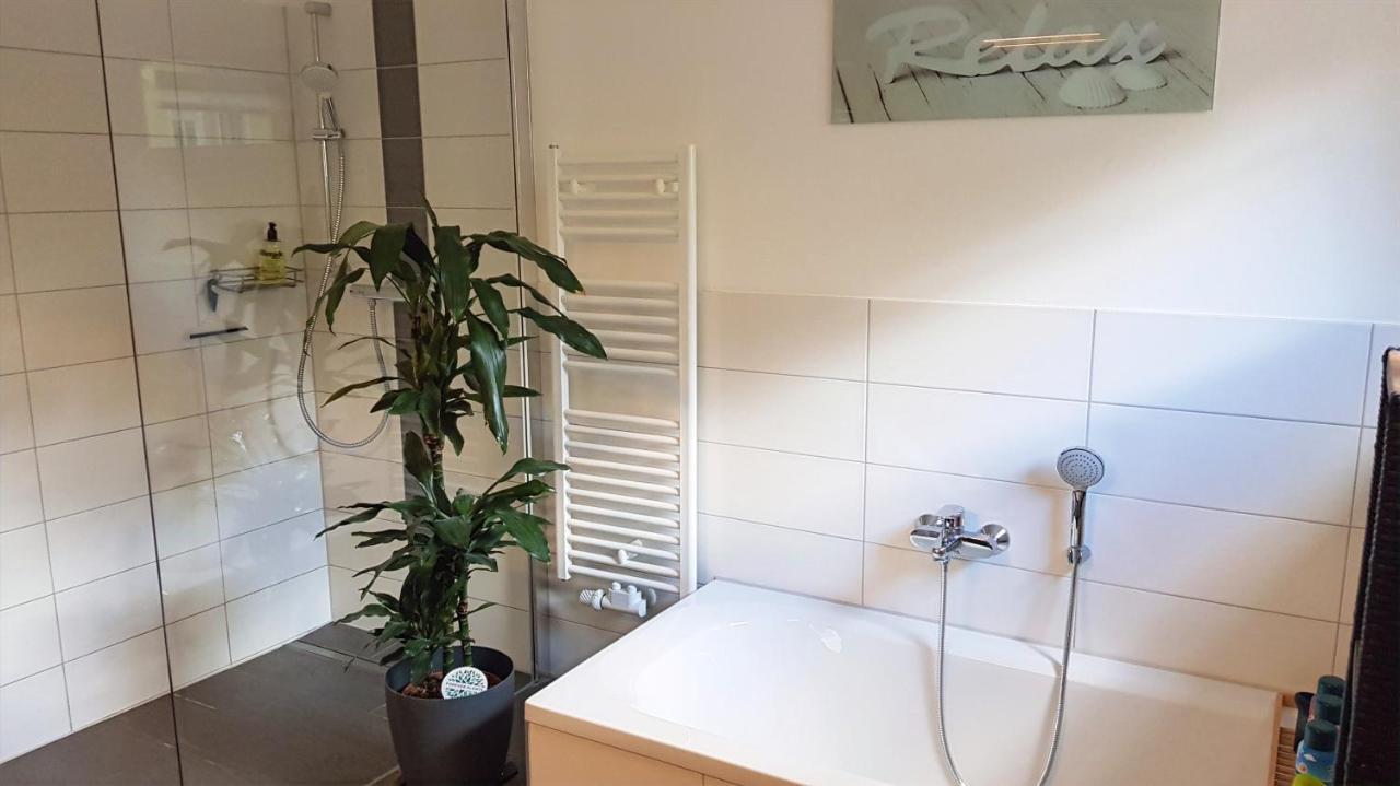 Andres Ferienwohnung Cottbus Bagian luar foto